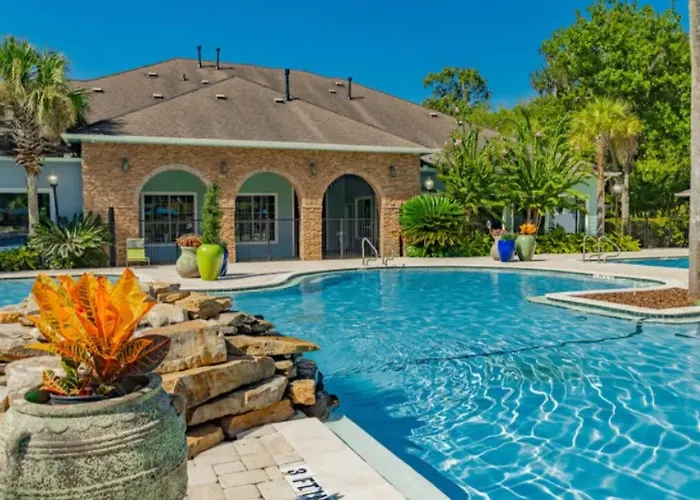 Landing Incredible 1bd Game Clubhouse Tallahassee