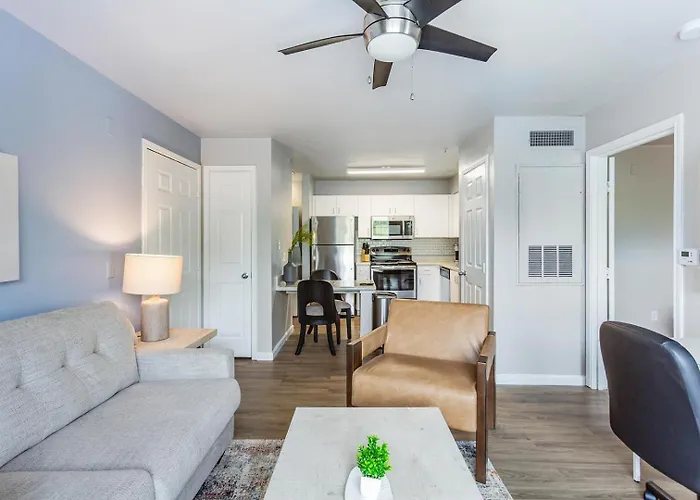 Landing Incredible 1bd Game Clubhouse Apartment *