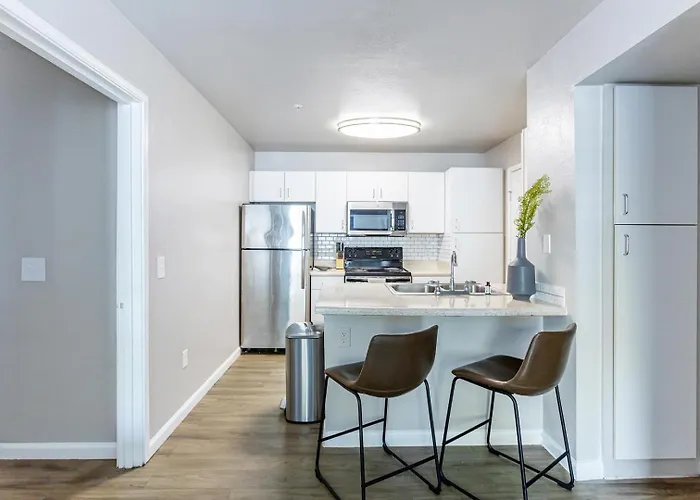 Landing Incredible 1bd Game Clubhouse * Tallahassee